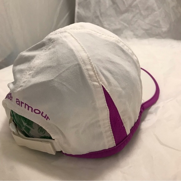 Under Armour Woman's Running Cap - Picture 7 of 16